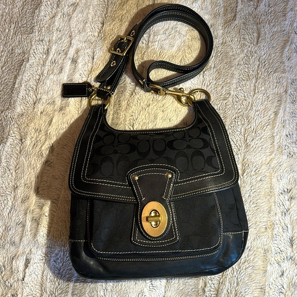 Legacy crossbody Black. Signature c canvas and leather - Picture 1 of 11